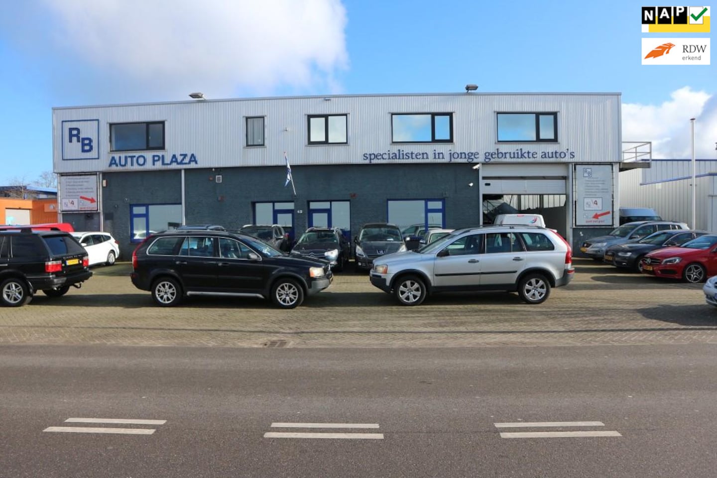 Volvo XC90 - 2.9 T6 / 2 VOLVO XC90 voor de PRIJS VAN 1 ! ! ! ! ! ! LEES TEKST ! ! ! - AutoWereld.nl