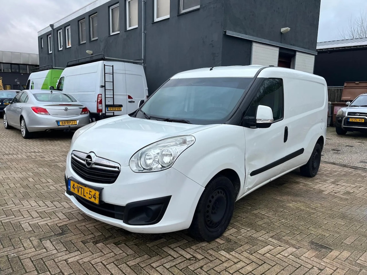 Opel Combo - 1.3 CDTi L2H1 ecoFLEX 1.3 CDTi L2H1 ecoFLEX - AutoWereld.nl