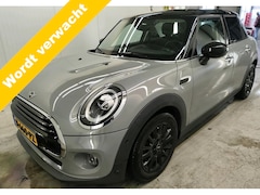 MINI Cooper - 1.5 136 pk 5 Drs Navigatie Led koplampen Clima + Cruise Control Getint Glas Carplay Keyles