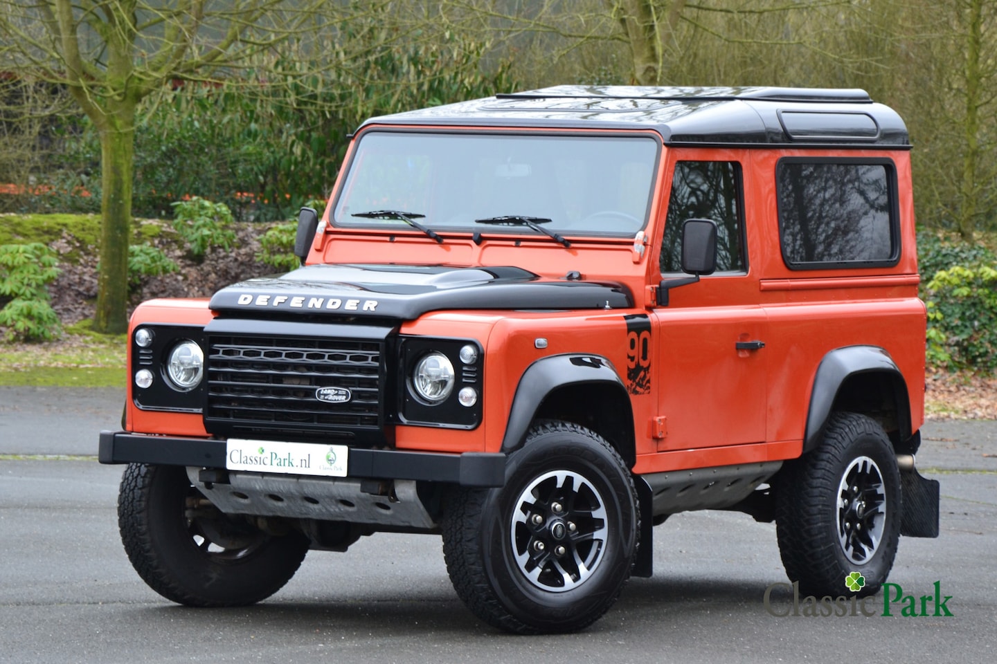 Land Rover Defender 90 - Adventure Edition - AutoWereld.nl