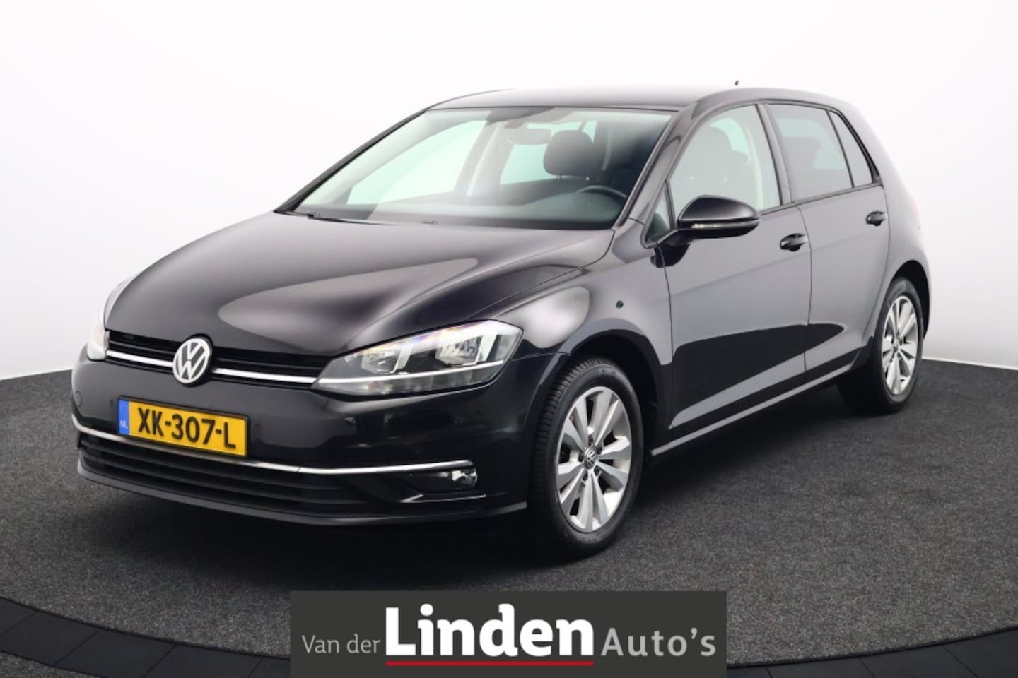 Volkswagen Golf - 1.0 TSI Comfortline | Parkeersensoren | Cruise Control | Climate Control | Lichtmetalen Ve - AutoWereld.nl