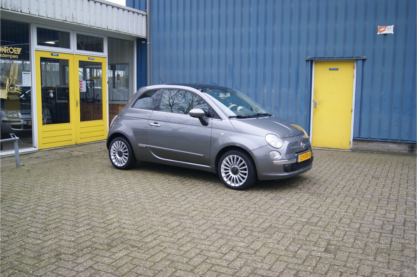 Fiat 500 - 1.2 Lounge Automaat, Airco, Panodak!!! - AutoWereld.nl