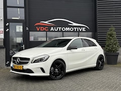 Mercedes-Benz A-klasse - 160 AMG Velgen | Apple Carplay | Night | Stoelverwarming | Facelift | Parkeersensoren | Na