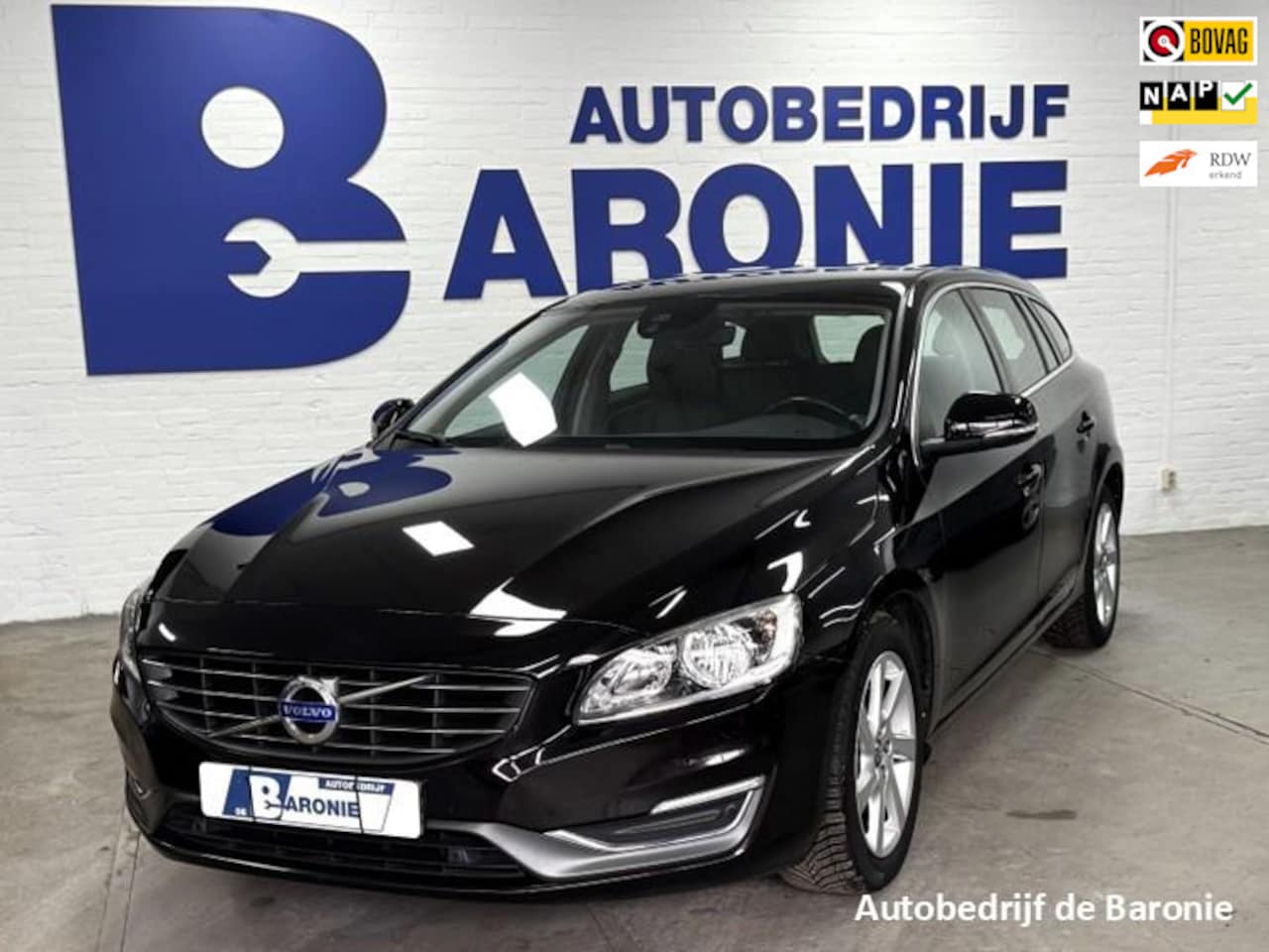 Volvo V60 - 2.0 D4 Summum 2.0 D4 Summum, dealer onderhouden - AutoWereld.nl