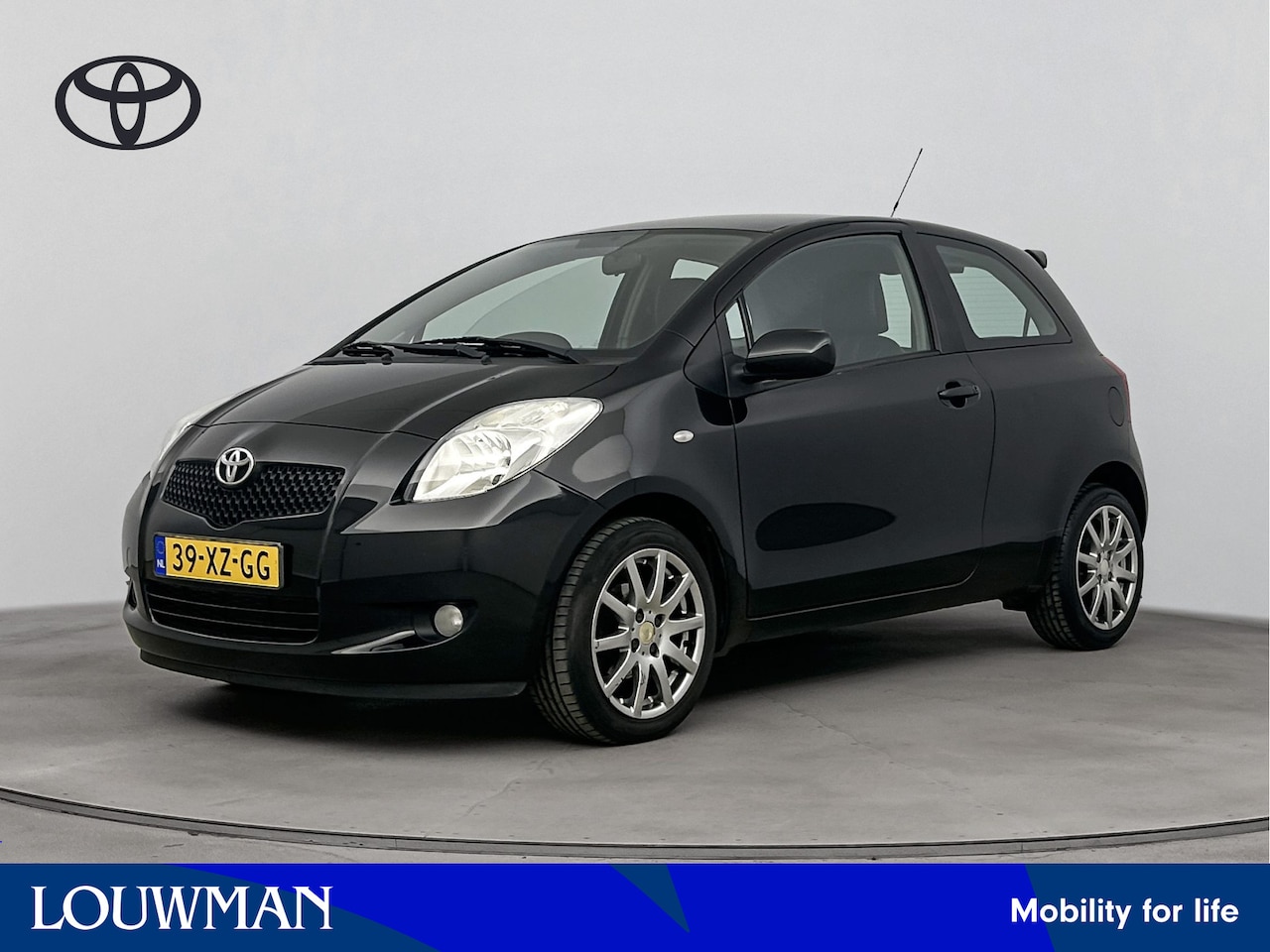 Toyota Yaris - 1.3 VVTi Sol | Airco | LM velgen | Leder | * IG - AutoWereld.nl