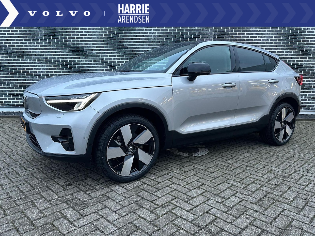 Volvo C40 - Extended Range Ultimate 82kWh | Adaptive cruise control | 360 camera | Trekhaak | Keyless - AutoWereld.nl