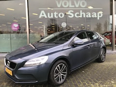 Volvo V40 - 1.5 T2 Polar+ Automaat | Rijklaar incl 12 mnd Bovag | Afneembare trekhaak Verwarmbaar voor