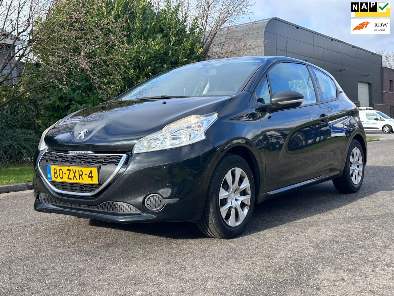 Peugeot 208 - 1.0 VTi Access Cruise*Airco*NAP*Trekhaak*APK*2e eigenaar* - AutoWereld.nl