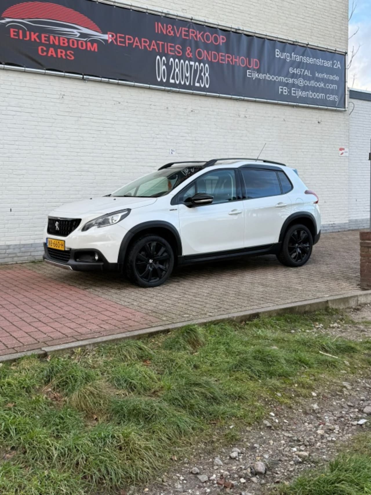 Peugeot 2008 - 1.2 PureTech GT-Line 1.2 PureTech GT-line - AutoWereld.nl