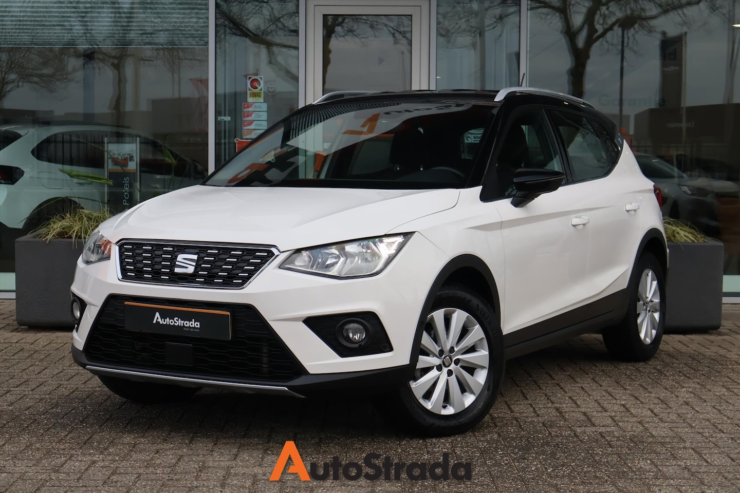 Seat Arona - 1.0 TSI 115pk Xcellence Launch Edition DSG-7 | Camera Keyless | Navi | Climate - AutoWereld.nl