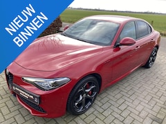 Alfa Romeo Giulia - 2.0 T AWD Veloce Veloce Q4 280PK tabacco leder, Harman Kardon, Apple CarPlay