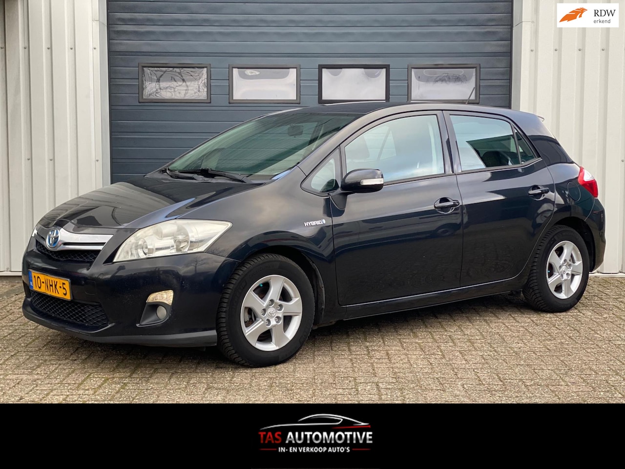 Toyota Auris - 1.8 Full Hybrid Aspiration CLIMA/CRUISE/EXPORT - AutoWereld.nl