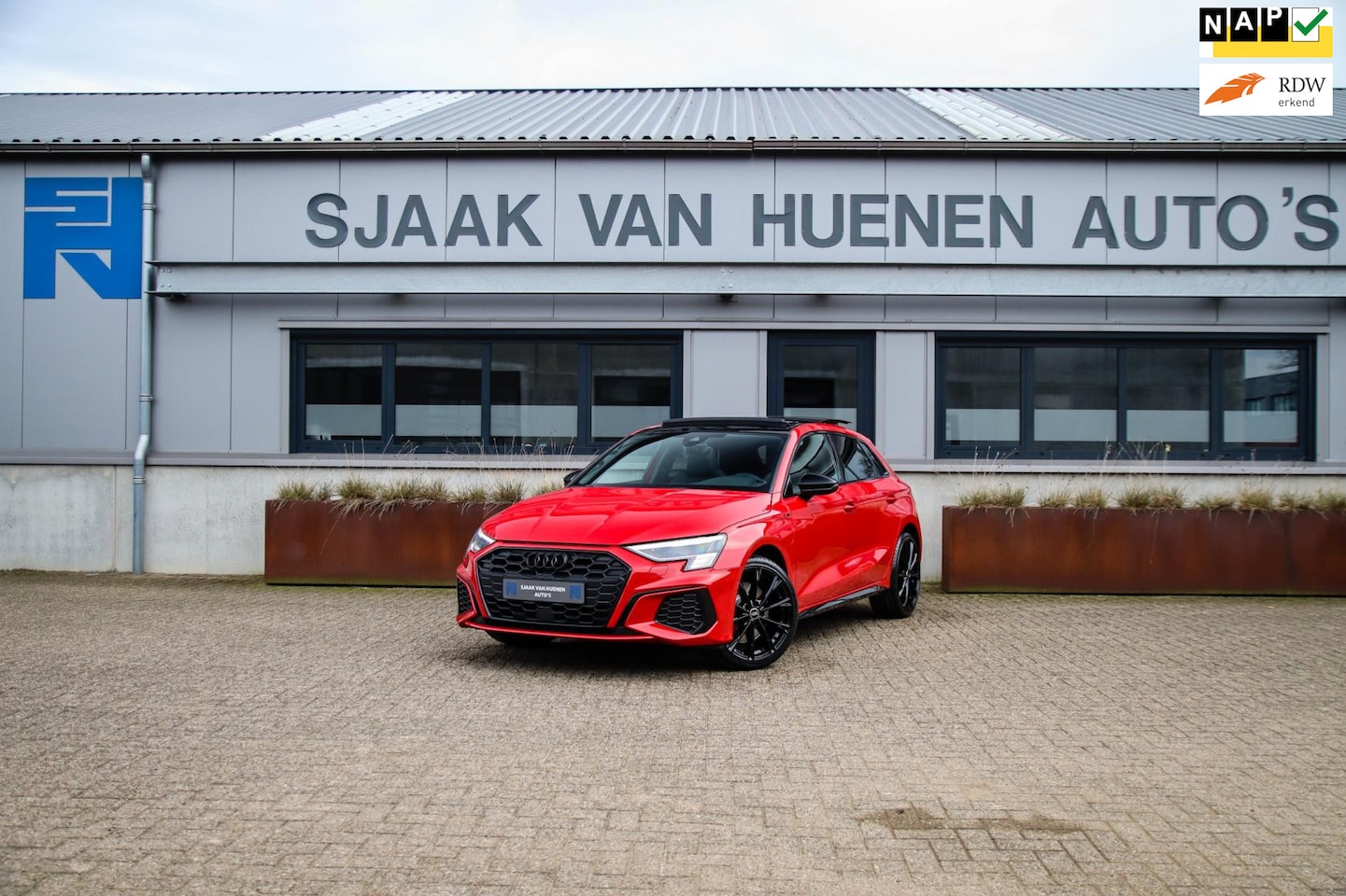 Audi A3 Sportback - 45TFSI e PHEV S Edition S line Competition 245pk S-Tronic|Panoramadak|Virtual Cockpit|Supe - AutoWereld.nl