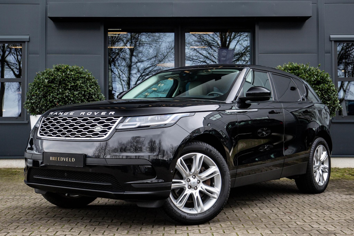 Land Rover Range Rover Velar - P300 AWD SE - AutoWereld.nl