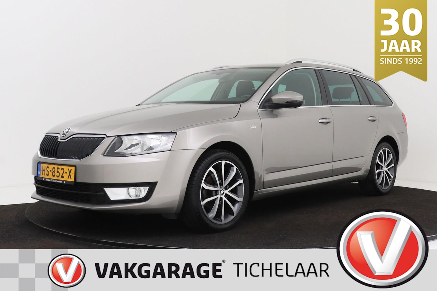 Skoda Octavia Combi - 1.2 TSI Edition Businessline | Automaat | Trekhaak | Climate Control | Org NL - AutoWereld.nl