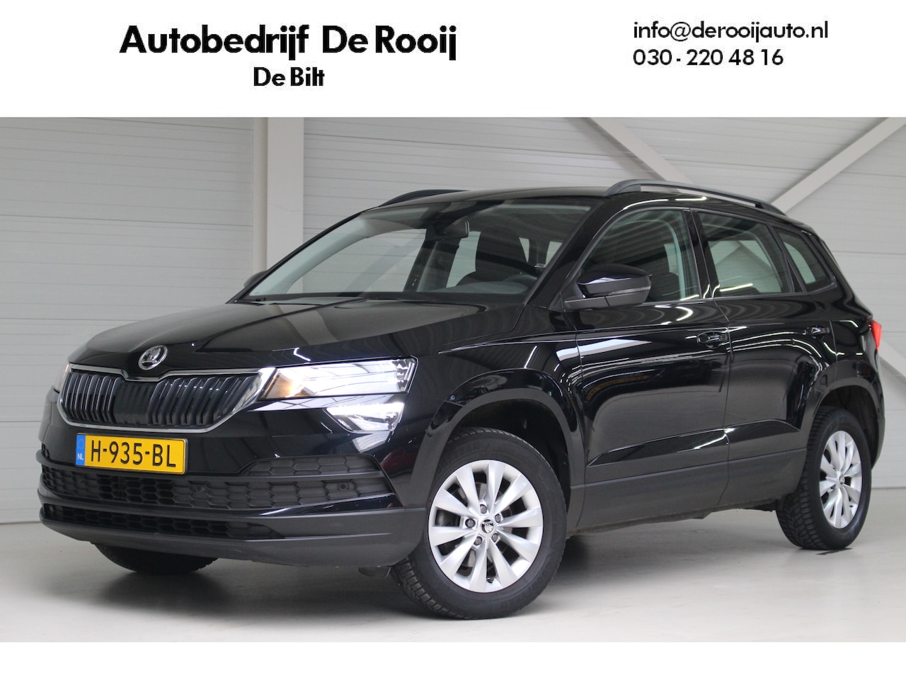 Skoda Karoq - 1.0 TSI Ambition Navigatie | App connect | Cruise Control | Licht en regensensor - AutoWereld.nl