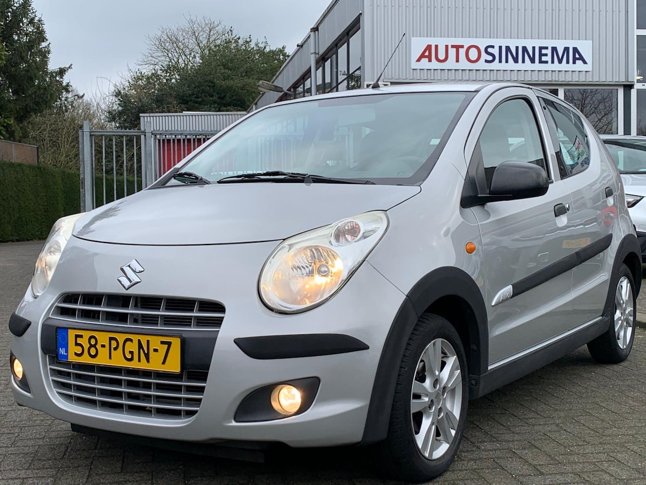 Suzuki Alto - 1.0 Comfort Plus Sport All season - AutoWereld.nl