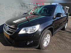 Volkswagen Tiguan - 2.0 TSI Sport&Style 4Motion Zeer complete auto gereviseerde motor 68000 km gereden rek aan