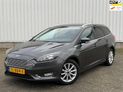 Ford Focus Wagon - 1.0 Titanium 1e Eigenaar, Airco, Navigatie, Keyless, CruiseControl, Trekhaak, PDC, N.A.PAp