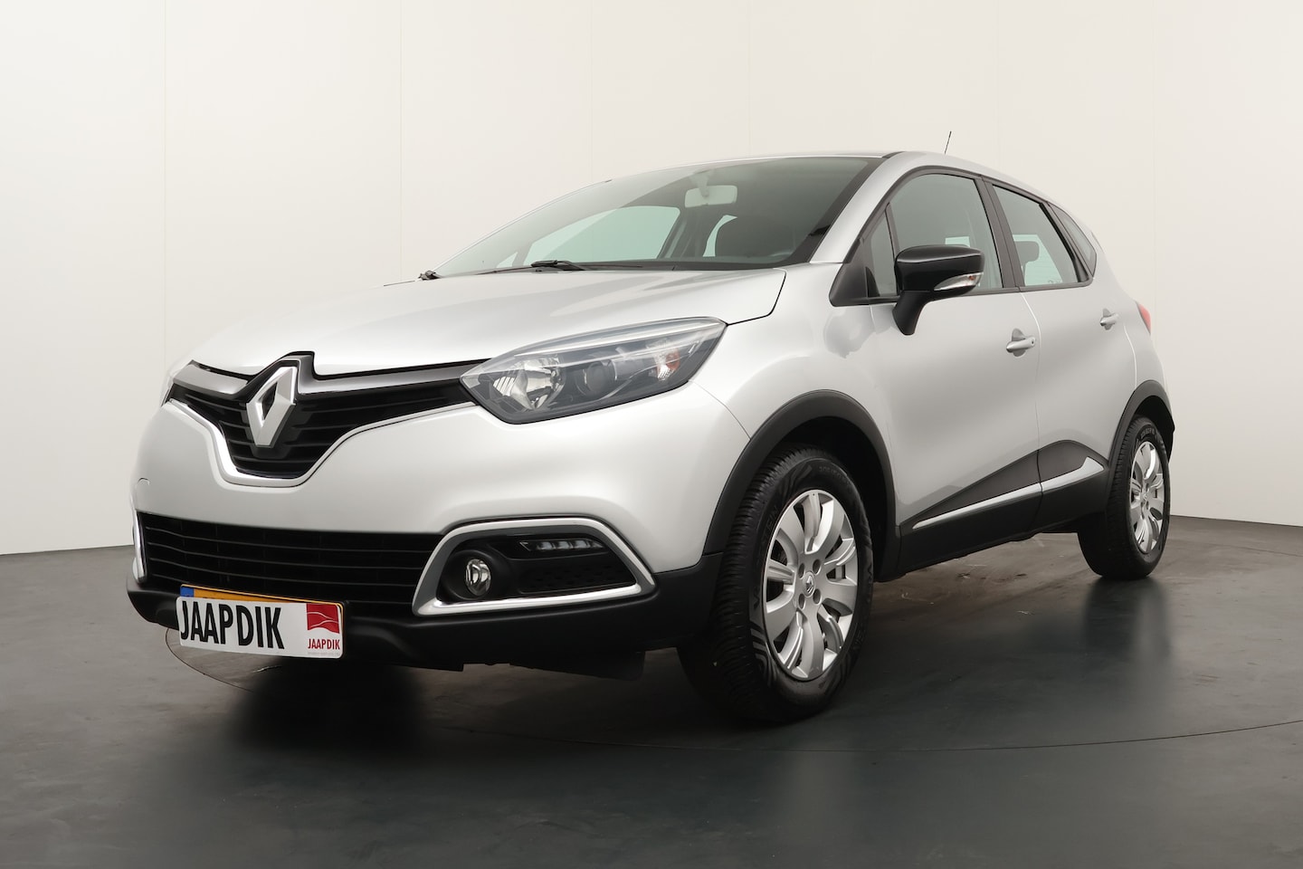 Renault Captur - BWJ 2015 1.5 dCi 90 PK Expression STOELVERW. / NAVI / AIRCO / CRUISE / LMV / PDC / REGEN S - AutoWereld.nl