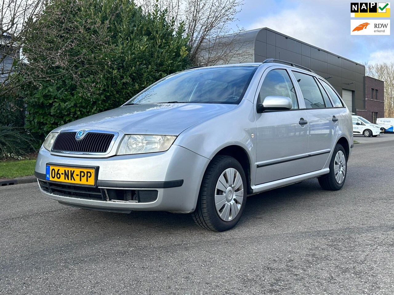 Skoda Fabia Combi - 1.4-16V Flash Cruise*Airco*NAP*2e eigenaar* - AutoWereld.nl