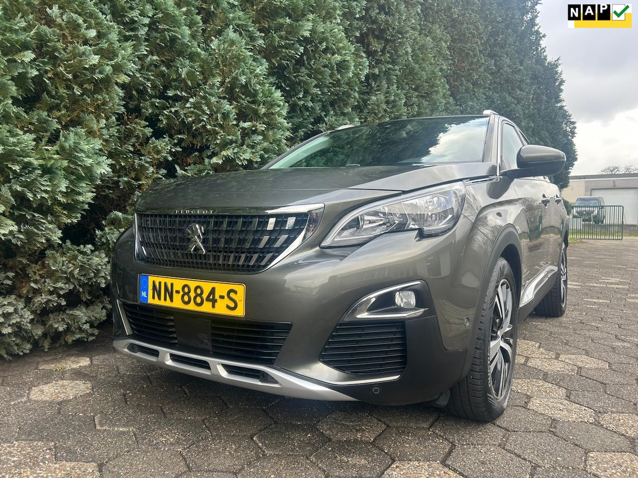 Peugeot 3008 - 1.2 PureTech Première - Automaat - AutoWereld.nl