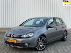 Volkswagen Golf - 1.4 TSI Highline 2e eigenaar, Trekhaak, Airco, Navi, Pano, PDC, CruiseControl, LederBekled