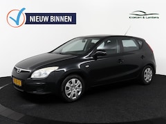 Hyundai i30 - 1.4i Active Cool - Airco - CDV - Elektrische ramen