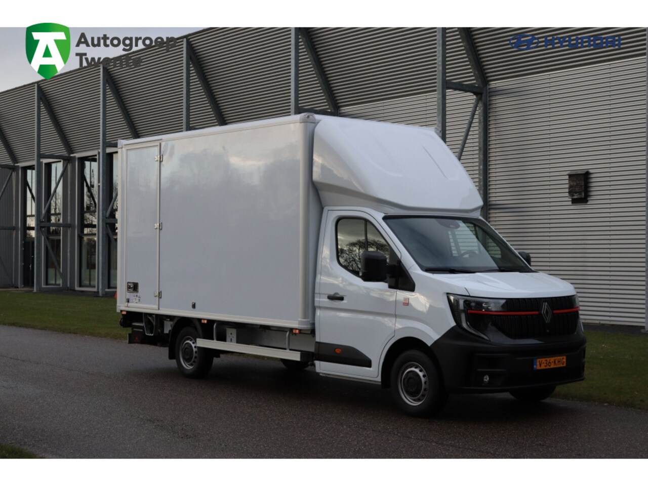 Renault Master - T35 2.0dCi L3H1 | Parkeer Sensoren | Laadklep | DAB | Carplay | - AutoWereld.nl