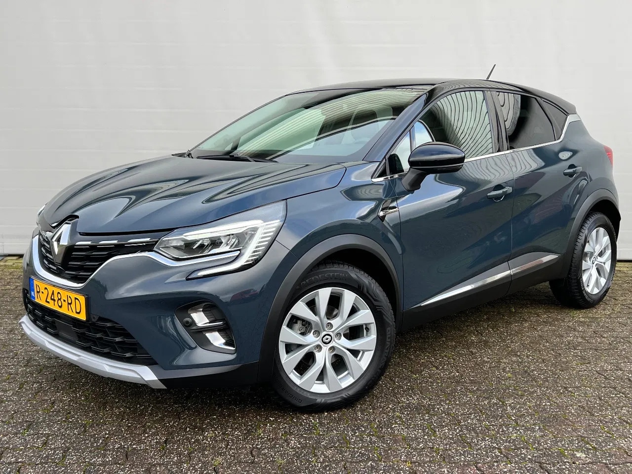 Renault Captur - 1.3 Mild Hybrid 140 PK, NL auto, Techno, Two Tone lak - AutoWereld.nl