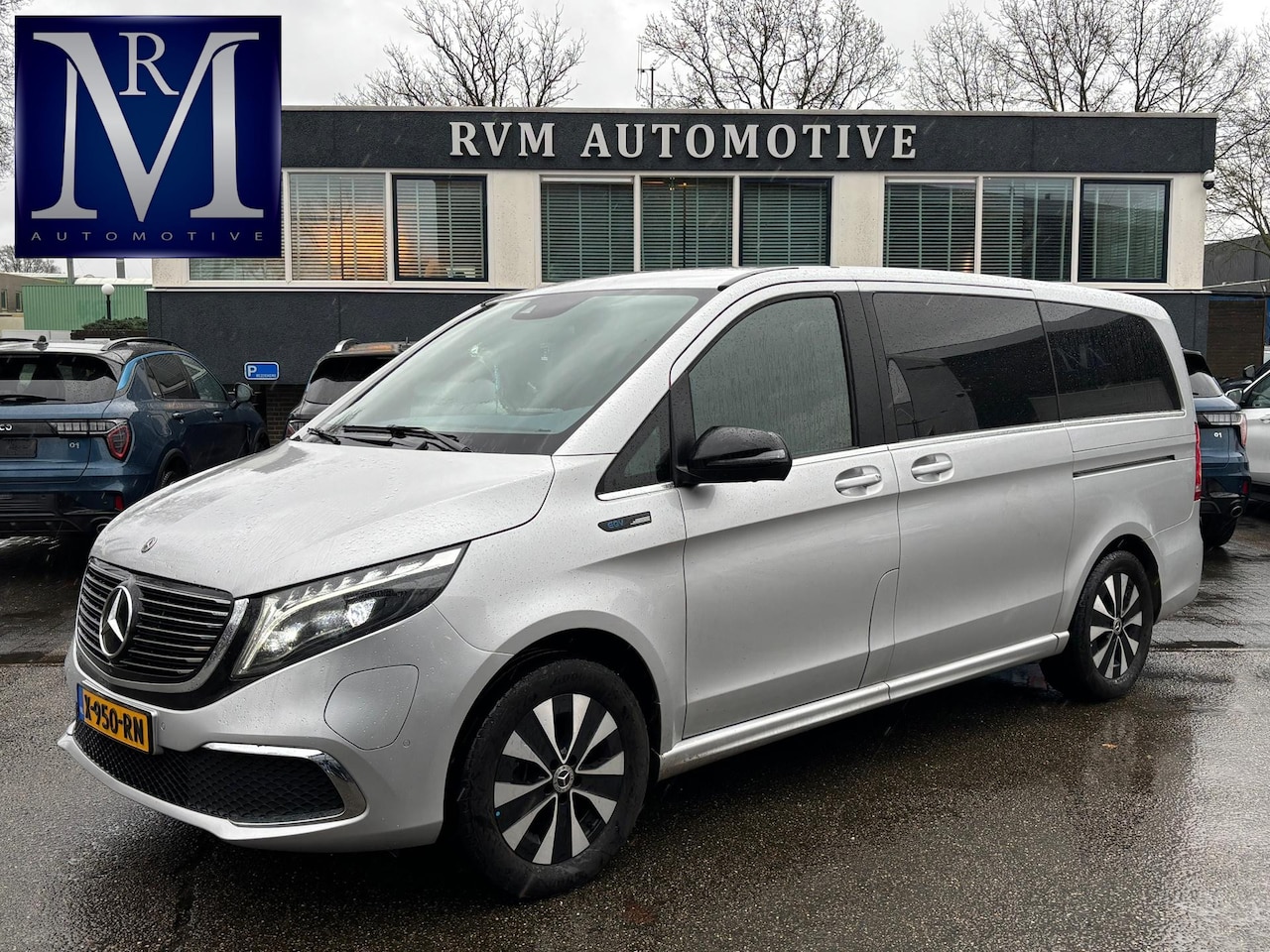 Mercedes-Benz EQV - 300 L2 90 kWh AVANTGARDE AMG styling ALL IN - AutoWereld.nl