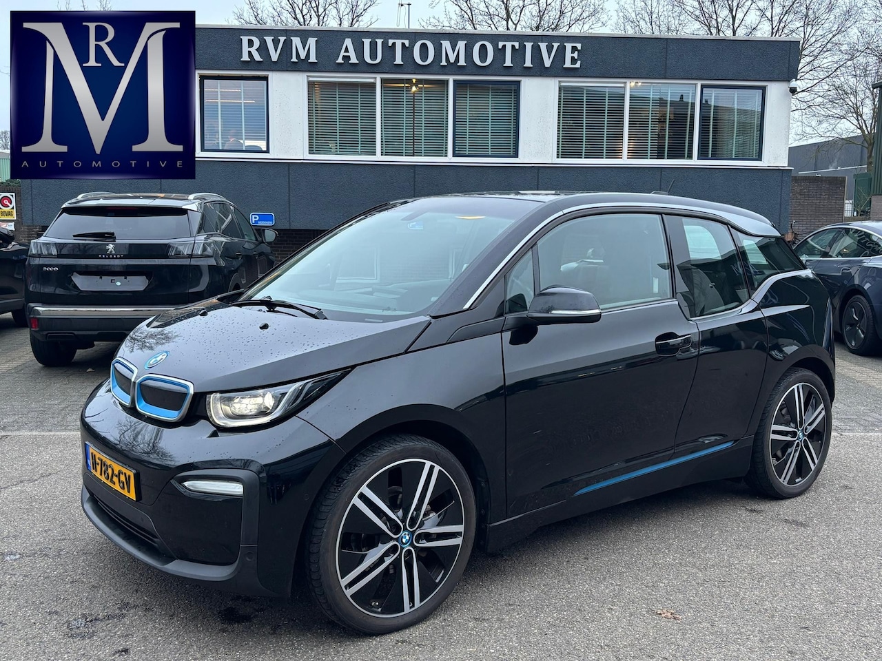 BMW i3 - Executive Edition 120Ah 42 kWh UNIEKE KMSTAND | - AutoWereld.nl