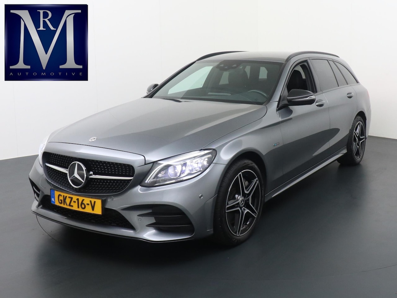 Mercedes-Benz C-klasse Estate - 300 e AMG | ELEK. TREKHAAK | RIJKLAAR - AutoWereld.nl