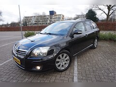 Toyota Avensis Wagon - 1.8 VVTi Terra