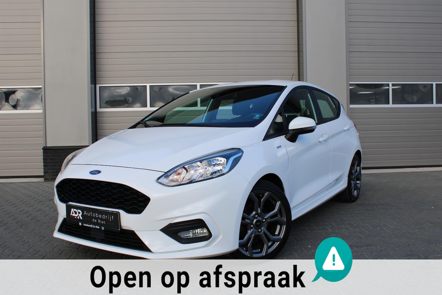 Ford Fiesta - 1.0 140pk EcoBoost ST-Line/17''CRUISE/NAVI/CARPLAY/VOL OPTIE - AutoWereld.nl