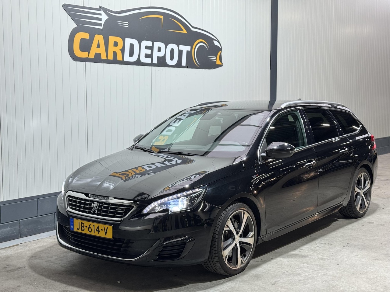 Peugeot 308 SW - 1.6 e-THP GT 205 Zeer netjes.Vol jaar APK - AutoWereld.nl