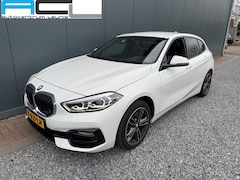 BMW 1-serie - 118i 136pk Automaat Executive Edition Sportline 5-drs