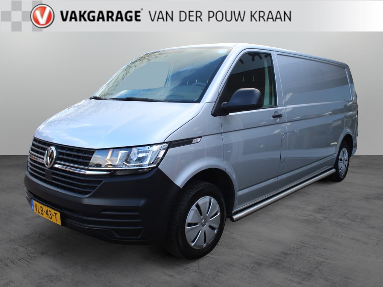 Volkswagen Transporter - 2.0 TDI L2H1 Airco / Trekhaak - AutoWereld.nl