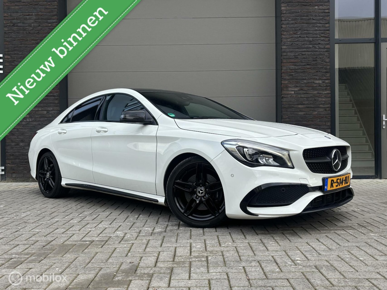 Mercedes-Benz CLA-Klasse - 220 4MATIC Pano AMG Line Camera appelcarplay - AutoWereld.nl