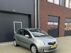 Toyota Yaris - 1.3 VVTi Sol