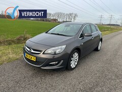 Opel Astra - 1.4 Turbo Cosmo AIRCO / ONDERHOUDSBOEKJE / NAP