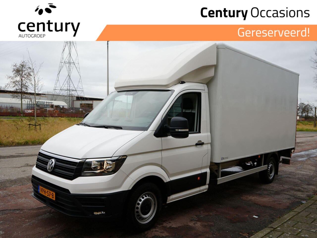 Volkswagen Crafter - 35 2.0 TDI L4 Highline Bakwagen / Laadklep / Navi / Cruise - AutoWereld.nl