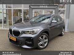 BMW X1 - xDrive25e High executive M sport |Pano|Ad.Cruise|HUD|Carplay|Sfeer|Stoel/Stuur Verw|