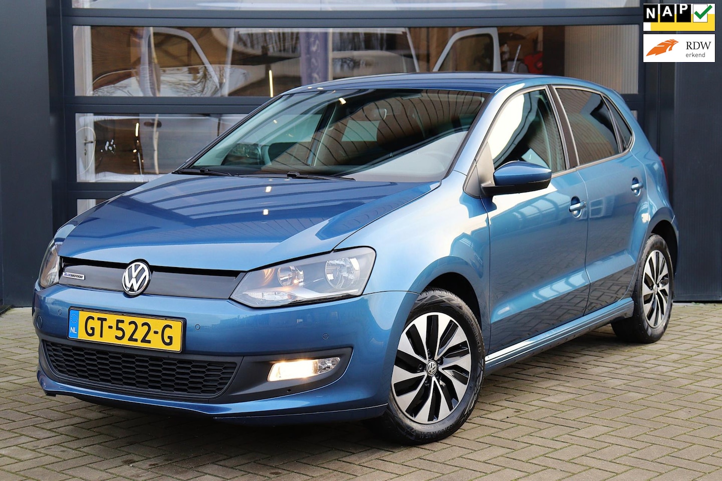 Volkswagen Polo - 1.0 BlueMotion Edition | Climate Control | Navigatie | Trekhaak | Dealer Onderhouden | NAP - AutoWereld.nl