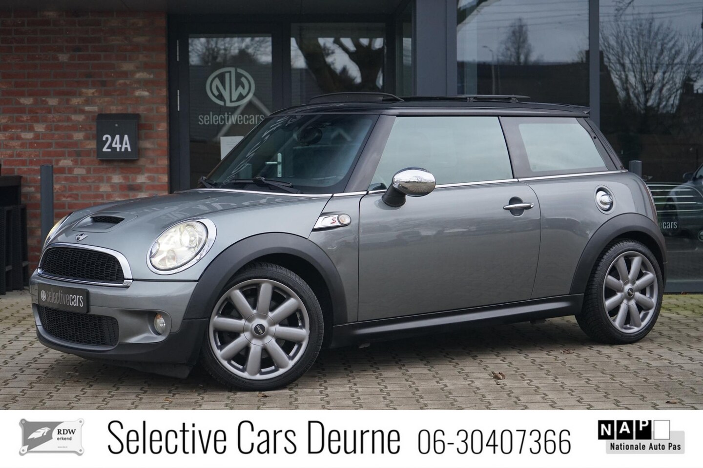 MINI Cooper S - 1.6 Chili Cruise, Pano, Leder, Nieuwe APK + OH-beurt. - AutoWereld.nl