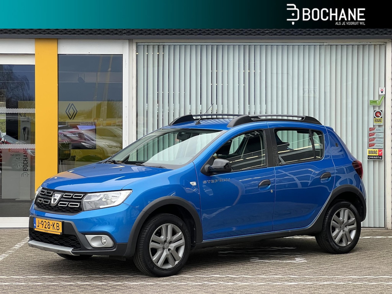 Dacia Sandero Stepway - 1.0 TCe Bi-Fuel Serie Limitee 15th Anniv. | Trekhaak | Navigatie | Achteruitrijcamera | Cl - AutoWereld.nl