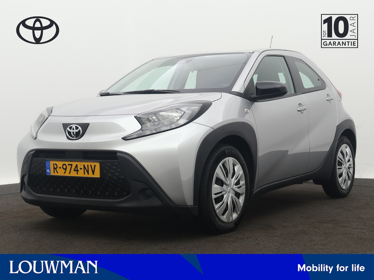 Toyota Aygo X - 1.0 VVT-i MT play | Airco | Cruise Control Adaptief | Apple Carplay/Android Auto | Rijstro - AutoWereld.nl