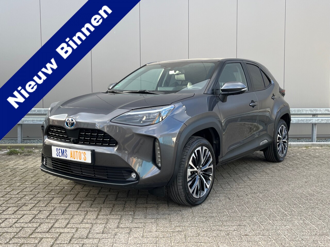 Toyota Yaris Cross - 1.5 Hybrid 360 Camera / Full Led / Nieuw Staat - AutoWereld.nl