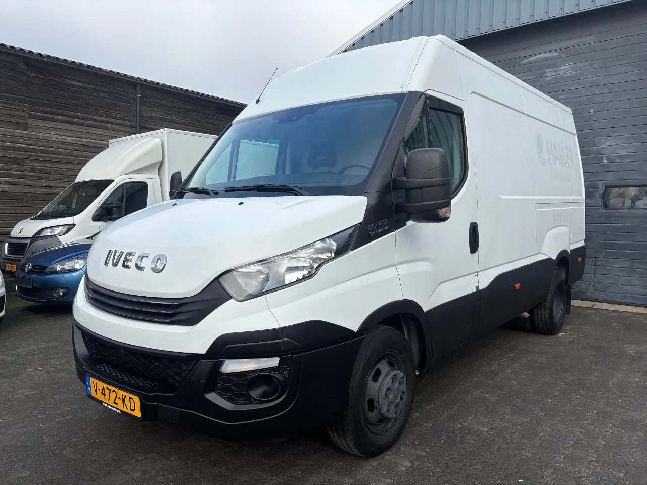 Iveco Daily - 40C18 3.0 liter Hi Matic L3 H2 Dubbellucht Airco Cruisecontrol - AutoWereld.nl