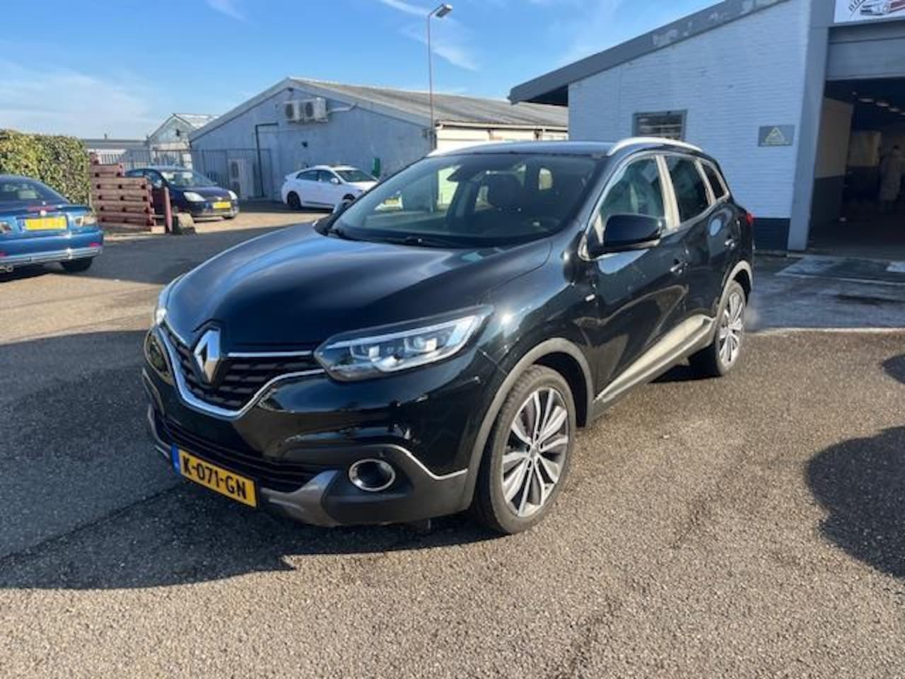 Renault Kadjar - 1.2 TCe Bose Lane Assist/Led Pure Vision/NAVI/TREKHAAK/KEYLESS - AutoWereld.nl